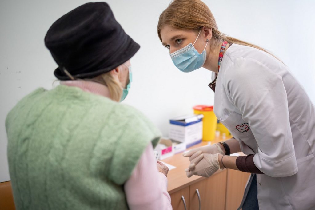 Panevėžyje nuo Covid-19 paskiepyta Pfizer-BioNTech vakcina  moteris mirė tuoj po skiepo